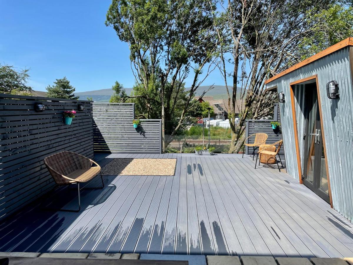 Stylish, Central Studio With Kitchen & Large Deck 威廉堡 外观 照片