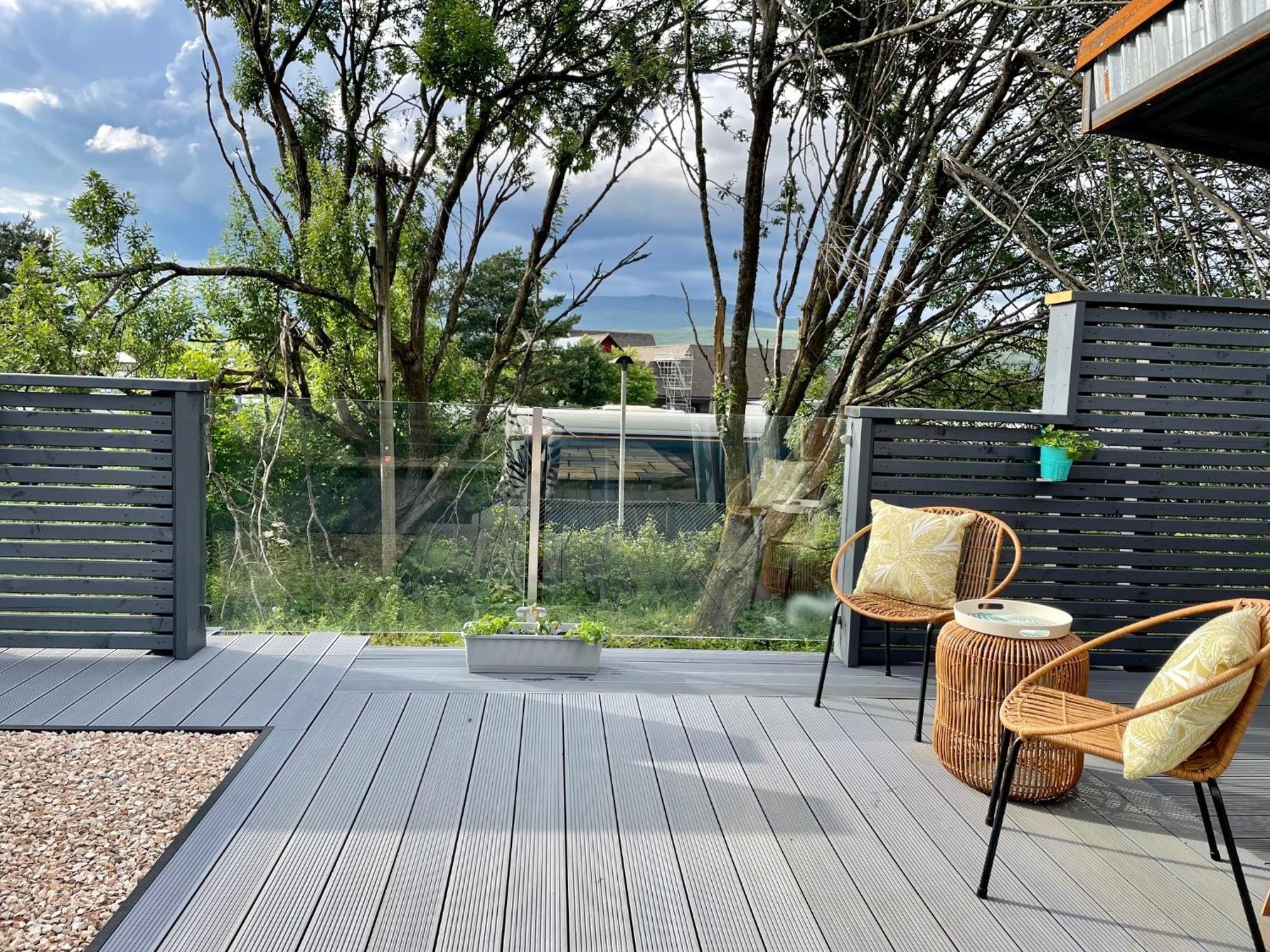 Stylish, Central Studio With Kitchen & Large Deck 威廉堡 外观 照片
